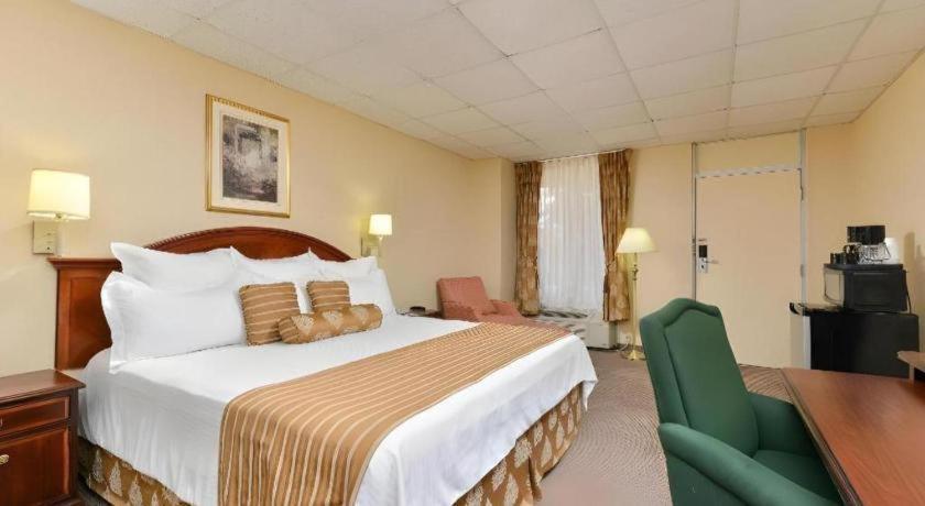 Americas Best Value Inn & Suites Вікторія Екстер'єр фото